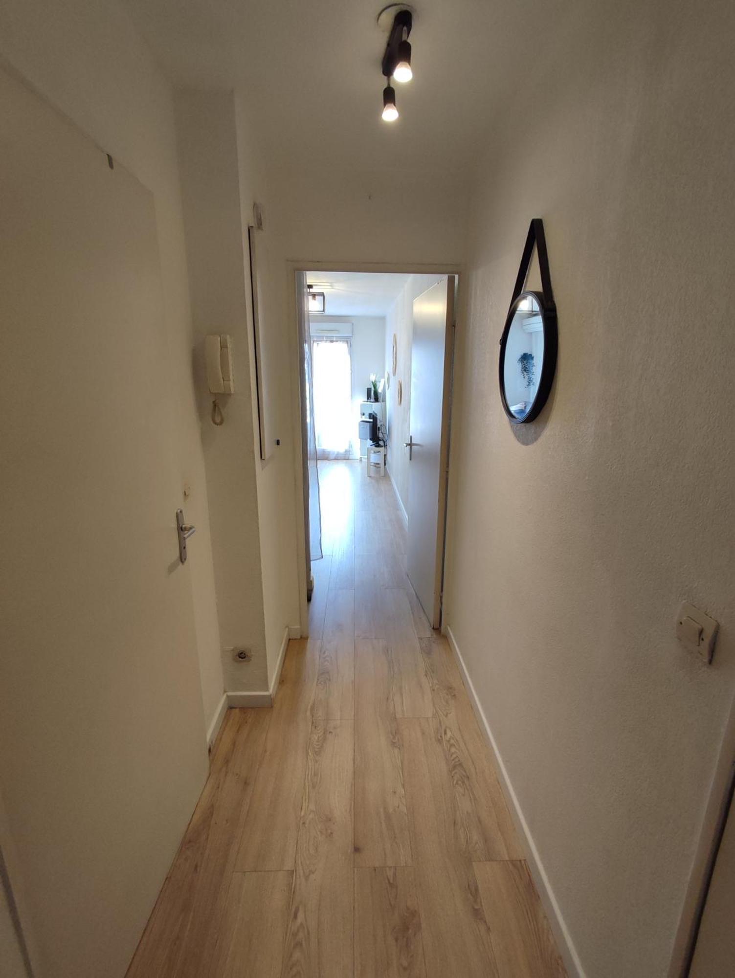 Appartement Climatise Avec Parking A 6Min A Pied De La Gare St Charles Marselha Exterior foto